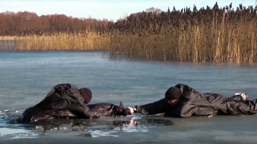 Утонул еще один рыбак. Трагедия произошла на озере Луодис - Происшествия и криминал