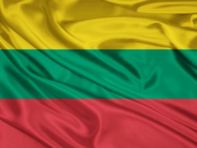 В праздники жители Литвы снова воровали государственные флаги - Литва и страны Балтии
