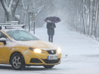 В конце месяца ждет неспокойная погода: сильный ветер и осадки - Литва и страны Балтии