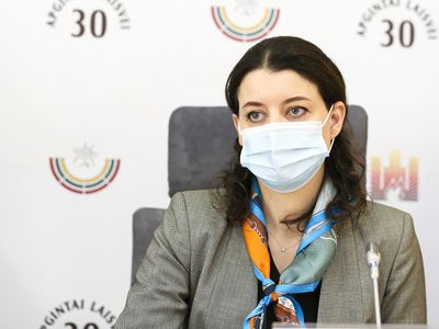 М. Навицкене сказала, что расходы на тесты должны быть ответственностью непривитых работников - Литва и страны Балтии