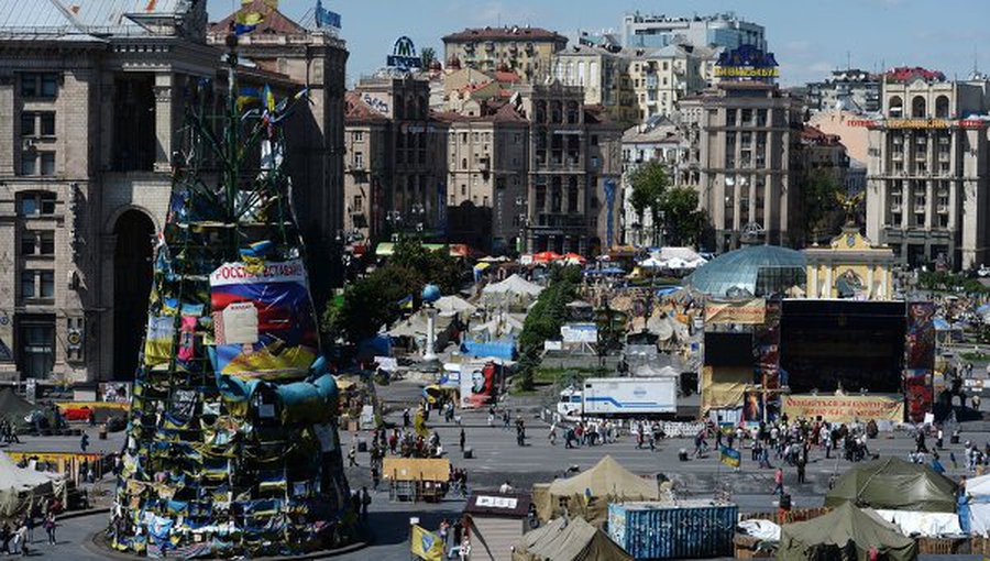 На Народном вече решили не распускать Евромайдан - В Мире