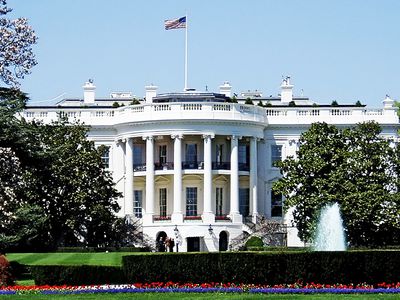 В США начался финансовый кризис: нет денег на бюджетников - В Мире