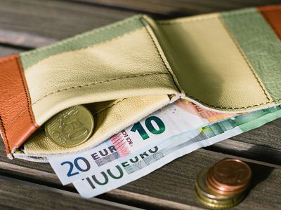Neįgaliesiems bus skiriamos didesnės išmokos - Lietuva ir Baltijos šalys