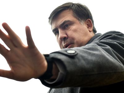 В погранслужбе Украины заявили, что "развернут" Саакашвили в Польшу, забрав у политика паспорта - В Мире