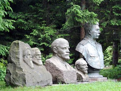 Ущерб Литве от «советской оккупации» оценили в 278 млрд долларов                 - Литва и страны Балтии