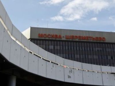 В Шереметьево из-за ошибки в паспорте завелся «второй Сноуден» - В Мире