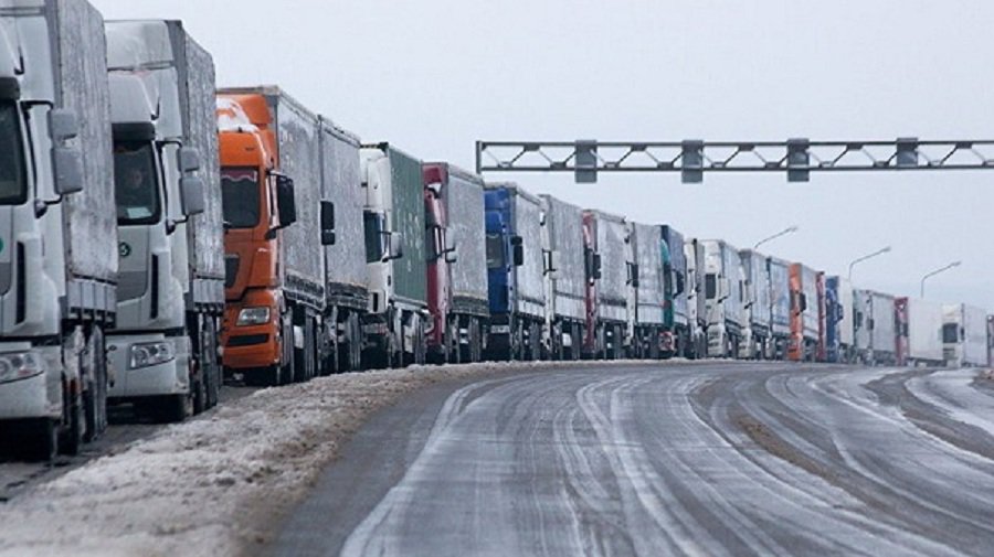 Более 400 грузовиков ожидают очереди на литовских КПП на въезде в РФ и Белоруссию - Литва и страны Балтии