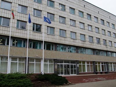 Последнее заседание Совета этой каденции началось с поздравлений и общей фотографии на память (дополнено) - В Висагинасе