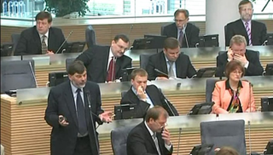 Сейм Литвы утвердил уточненный план бюджета на 2009 год - Литва и страны Балтии