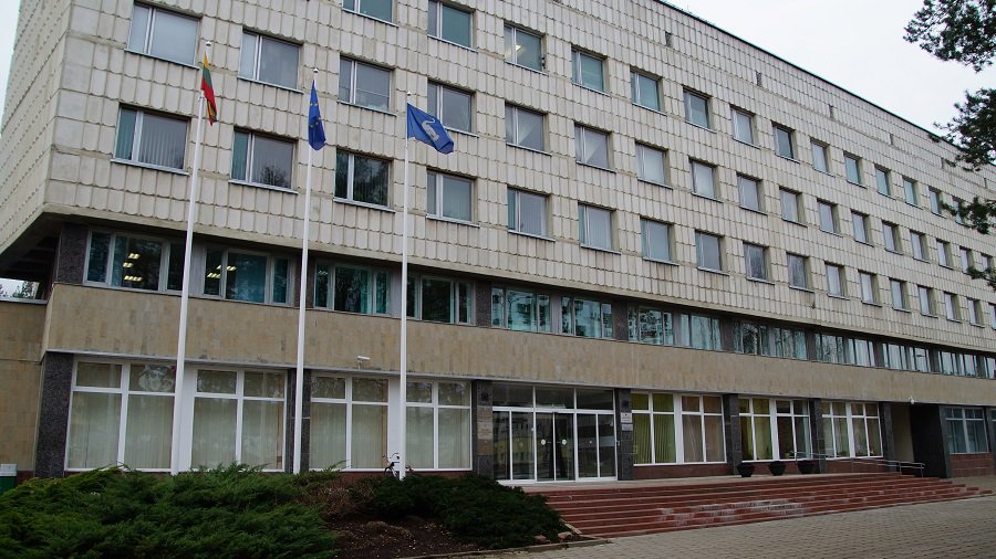 Последнее заседание Совета этой каденции началось с поздравлений и общей фотографии на память (дополнено) - В Висагинасе