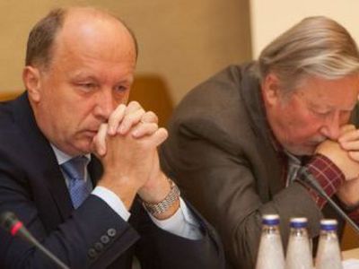 Политологи: После решения В. Ландсбергиса помериться силой с А. Кубилюсом консерваторы попали в сложное положение

 - Литва и страны Балтии