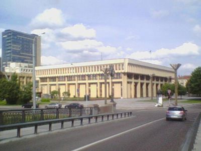 Сейм Литвы не стал облагать налогом автомобили для юридических лиц - Литва и страны Балтии