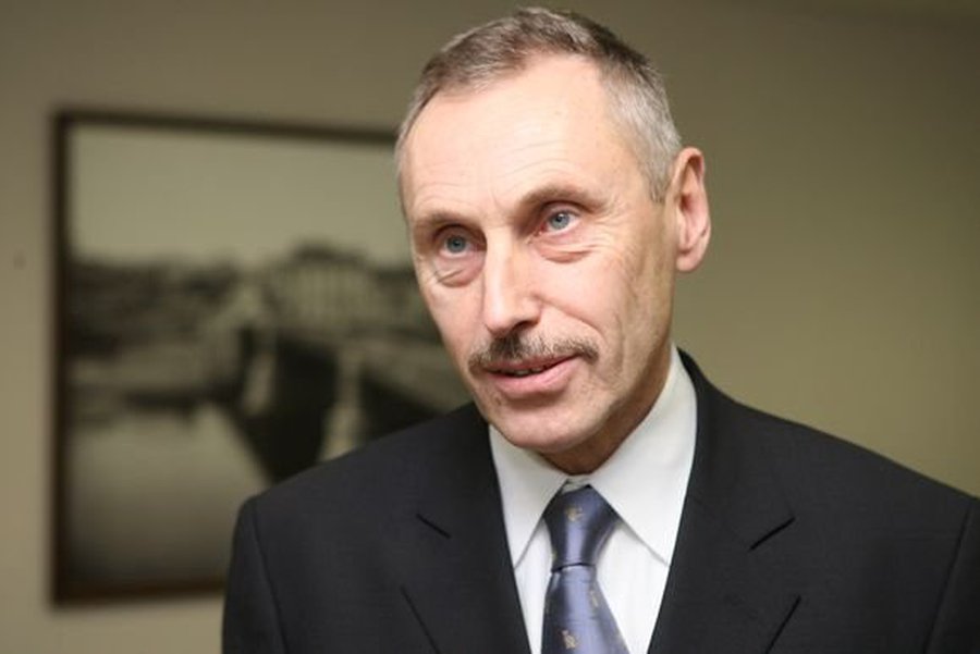 А. Сякмокас: правоохранительным органам следовало бы дать оценку издаваемой в Висагинасе газете - Литва и страны Балтии