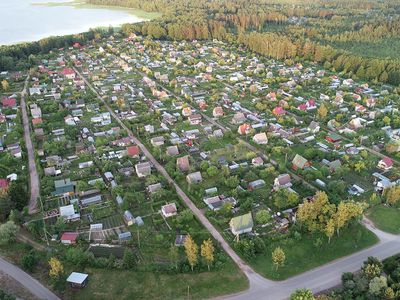 Почему в с/о «Вишня» берут плату за бассейны на участках? - В Висагинасе