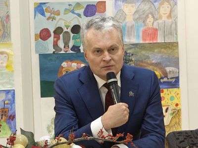 Гитанас Науседа: «Висагинасу необходима конверсия - нужно пересесть в другие сани» (видео) - Литва и страны Балтии