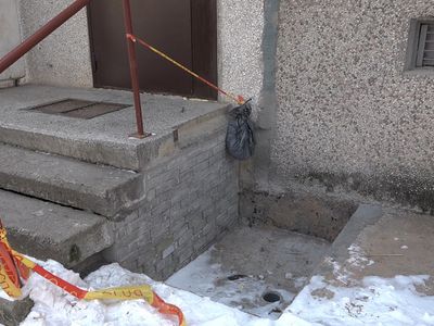 Жители Седулинос, 69 возмущены затянувшимися работами по установке подъемников (видео) - В Висагинасе