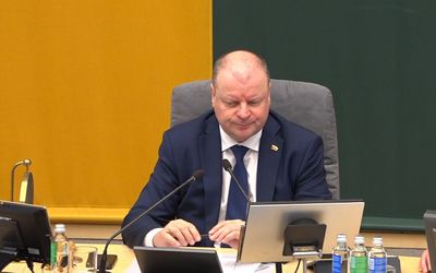 Находящемуся под следствием Саулюсу Сквернялису временно разрешили выехать за границу - Литва и страны Балтии