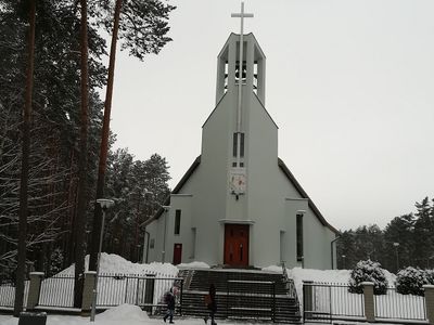 Bažnyčiose stabdomos viešos pamaldos - Lietuva ir Baltijos šalys