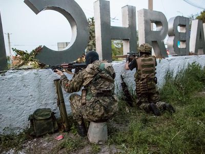 Нацгвардия Украины расстреляла военнослужащих, собиравшихся перейти на сторону ополченцев в Славянске
 - В Мире