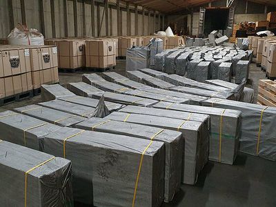 Невероятная реальность: жителям Литвы массово продавали просроченные продукты - Происшествия и криминал