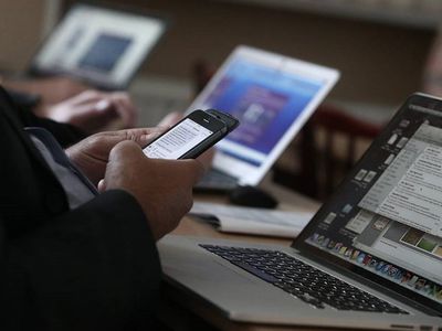 Еще одна жительница Вильнюса стала жертвой телефонных мошенников - Происшествия и криминал