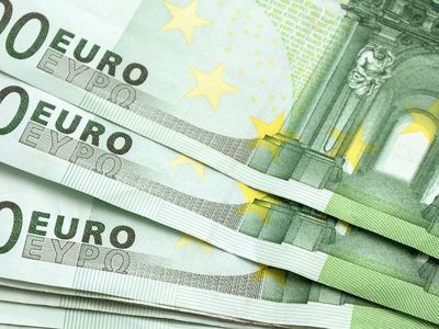 В госбюджет и бюджеты самоуправлений поступило на 511,7 млн. евро больше, чем планировалось - Литва и страны Балтии