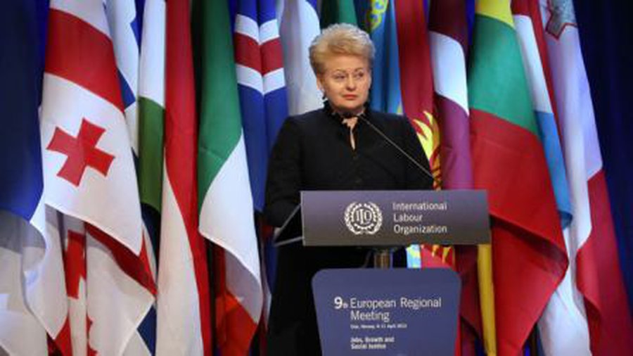 Президент Литвы: Для преодоления кризиса необходима сильная политическая воля, быстрые и смелые решения


 - Литва и страны Балтии