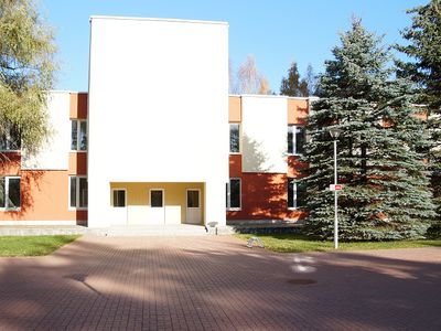 На аренду детской поликлиники есть желающие. Почему же это здание пустует? - В Висагинасе
