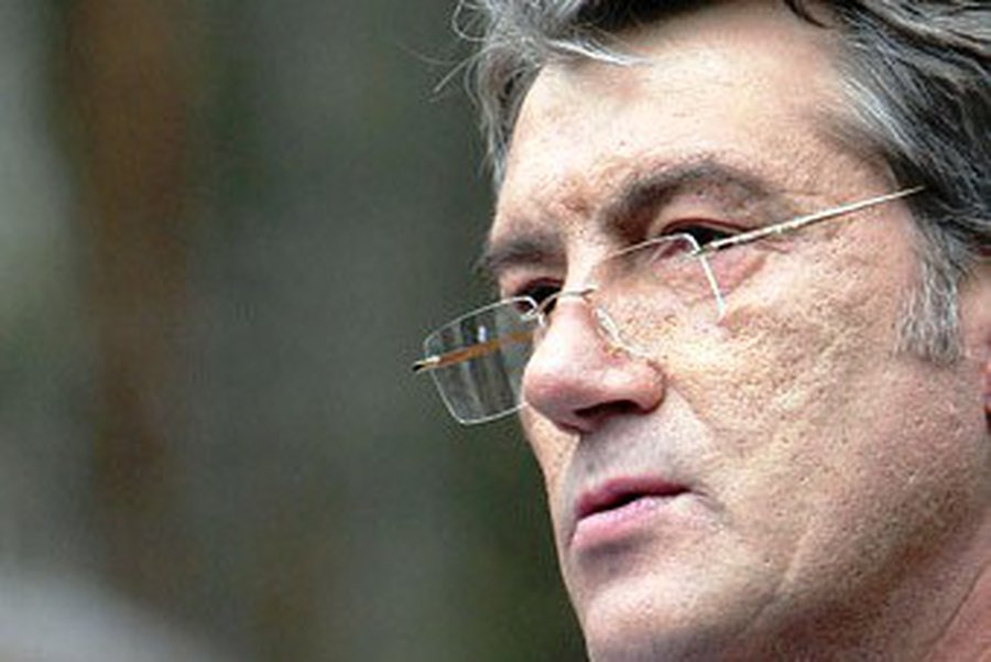 Ющенко получил 25 тысяч долларов за «оранжевую революцию»                                                                 - В Мире