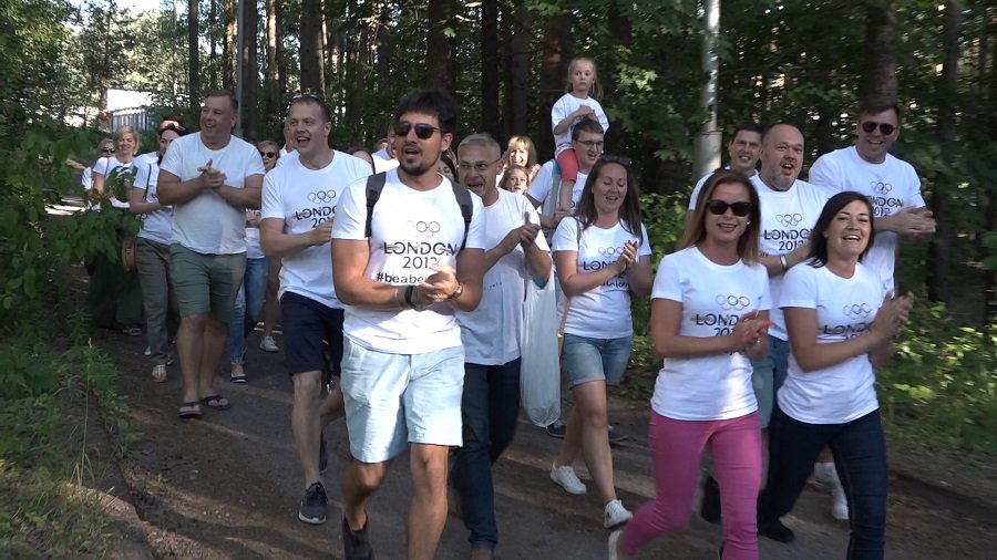 Флешмоб в поддержку вице-чемпиона Олимпийских игр 2012 года - Евгения Шуклина (видео) - В Висагинасе