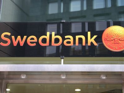 «Swedbank» не намерен мириться с клеветой - Литва и страны Балтии