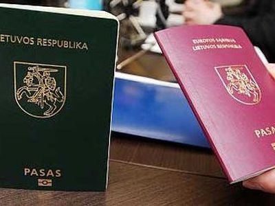 Siūloma įteisinti pavardžių rašymą originalo kalba
 - Lietuva ir Baltijos šalys