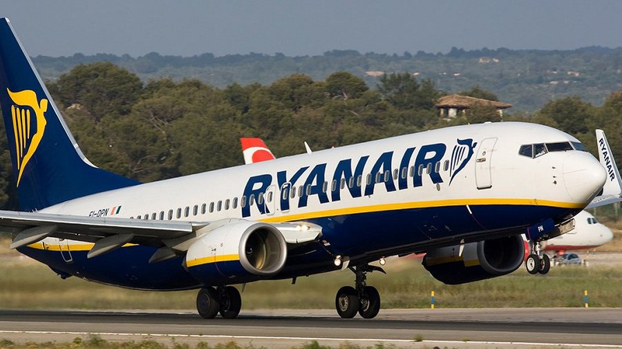 Глава Ryanair хочет, чтобы пассажиры отказались от сдаваемого багажа - Литва и страны Балтии