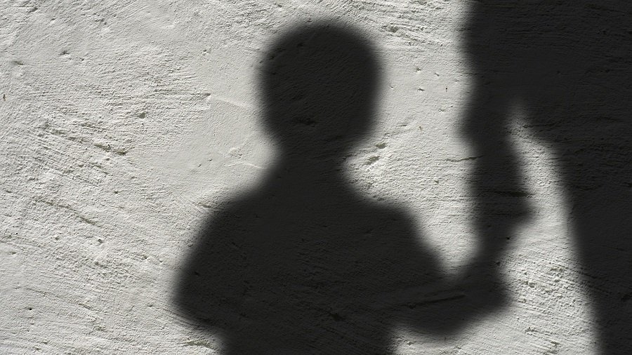 Опрос: 9 из 10 литовцев считают, что в стране должен быть создан реестр сексуальных преступников - Литва и страны Балтии