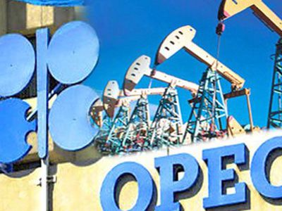 Венесуэла пригрозила НАТО «нефтяным сговором» из-за бомбардировок Ливии
 - В Мире