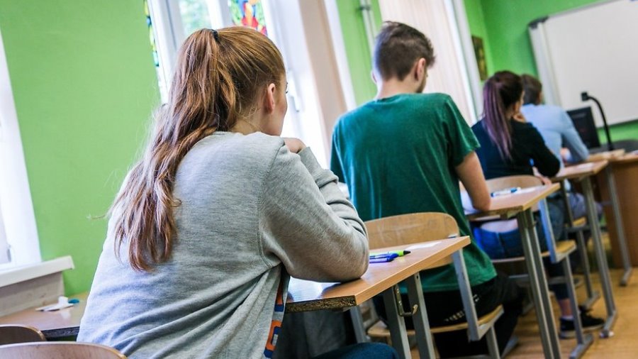 Начинается повторная сессия выпускных экзаменов для более 1000 выпускников - Литва и страны Балтии