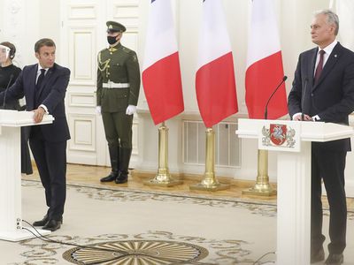 Президент: Литва и Франция готовы к укреплению трансатлантической безопасности и построению единой Европы - В Мире