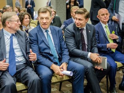 Раскол в партии соцдемов: зарегистрировано новое название - Литва и страны Балтии