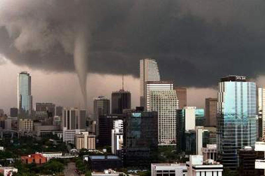 Centrinėje JAV dalyje siautę tornadai pražudė 16 žmonių                 - Pasaulyje