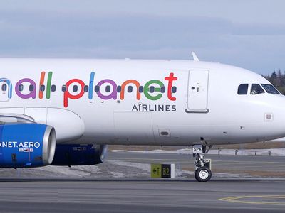 "Small Planet Airlines": рейс Вильнюс-Бургас будет отложен на 8 часов - Литва и страны Балтии