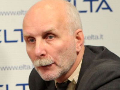 

Сигнатор Роландас Паулаускас: «Евросоюз - структура далеко не демократическая»
 - В Мире