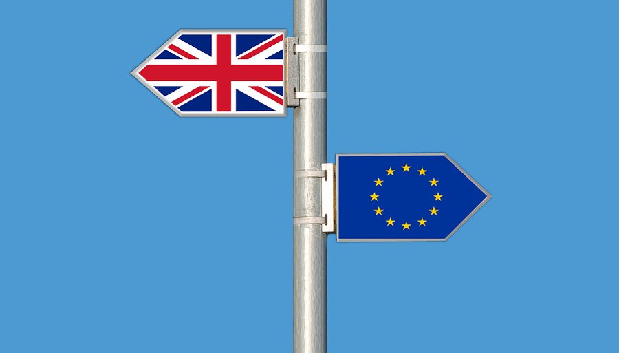 ЕК опубликовала полный текст соглашения с Великобританией по Brexit на 1 246 страниц - В Мире