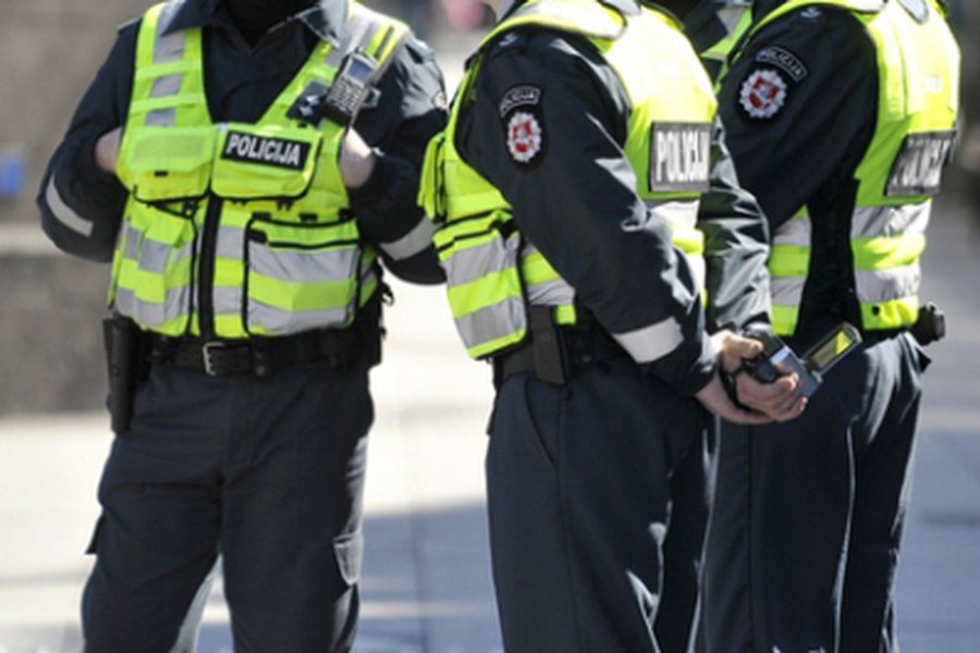 Informuoja policijos komisariatas                                   - Įvykiai ir kriminalas