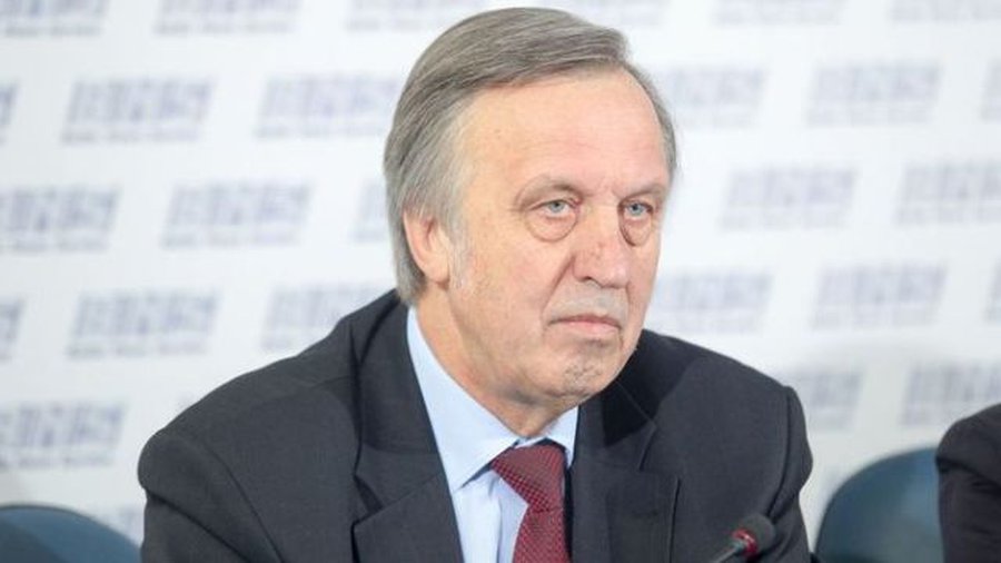 Профессор Повилас Гилис назвал причины массовой эмиграции - Литва и страны Балтии