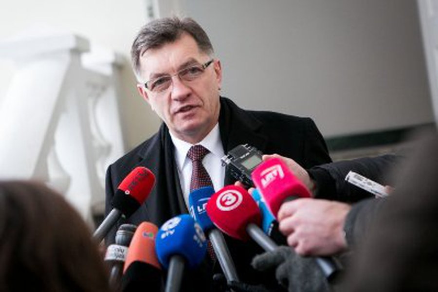 A.Butkevičius: nuo sausio minimali alga bus didinama iki 1 tūkst. Lt - Lietuva ir Baltijos šalys