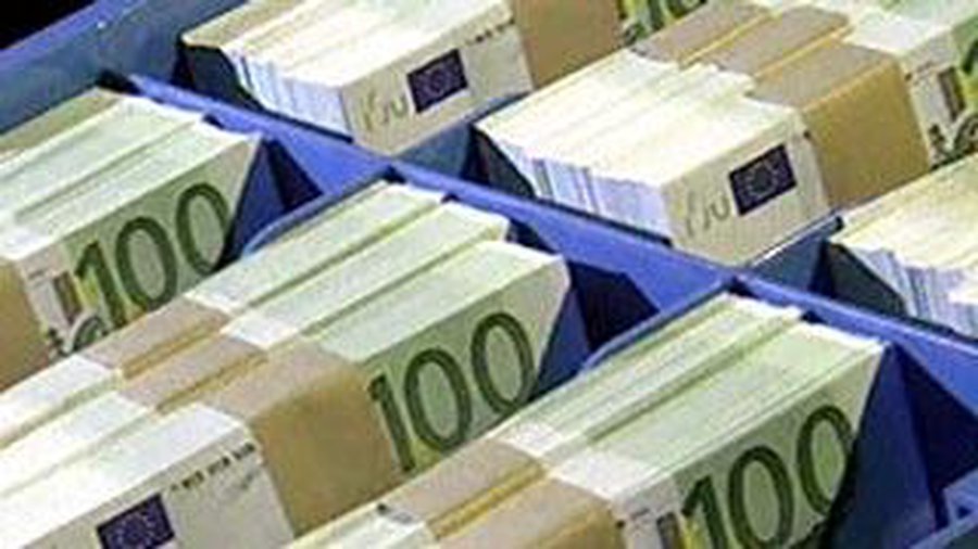 Банки Литвы ежедневно конфискуют и продают две квартиры должников - Литва и страны Балтии