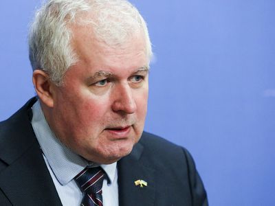 А. Анушаускас о затонувшем крейсере "Москва": Россия потеряла свою крупнейшую военную мощь в Черном море - В Мире
