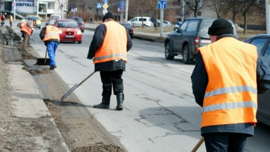 После вынесенного судом решения за неуборку территорий жителям грозят штрафы
 
 - Литва и страны Балтии