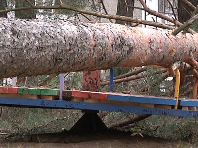 Хотя у природы нет плохой погоды, но последствия не всегда бывают приятными
 - В Висагинасе