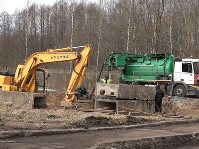 Последствия аварии на магистральной трассе сточных вод устранены - В Висагинасе